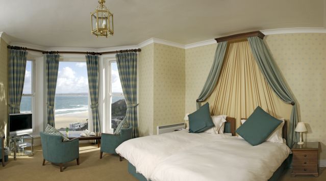 http://www.ravenswoodcontracts.com/images/porthminster-room-8a.jpg